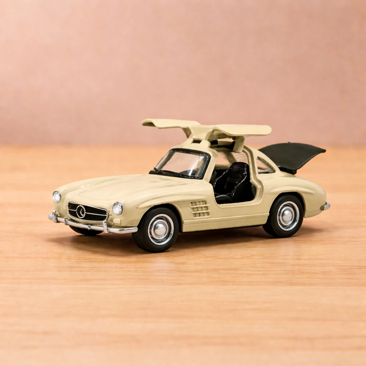 1950mercedes 1:36 Diecast Model With Openable Doors and Bonnet For Kids
